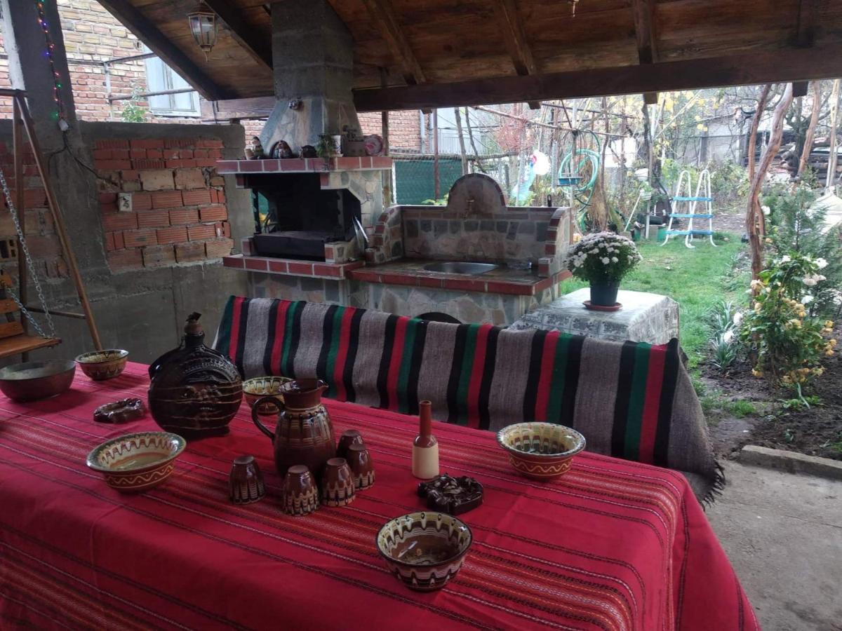 Guest House Proynovi Kalofer Εξωτερικό φωτογραφία